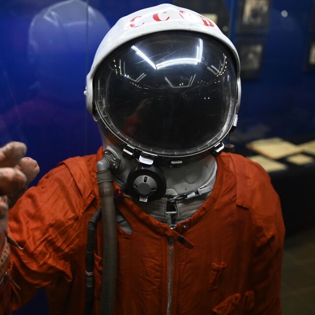 宇宙に触れる」ソ連の第1期宇宙飛行士グループのヘルメットがオークションに出品される - 2023年10月18日, Sputnik 日本