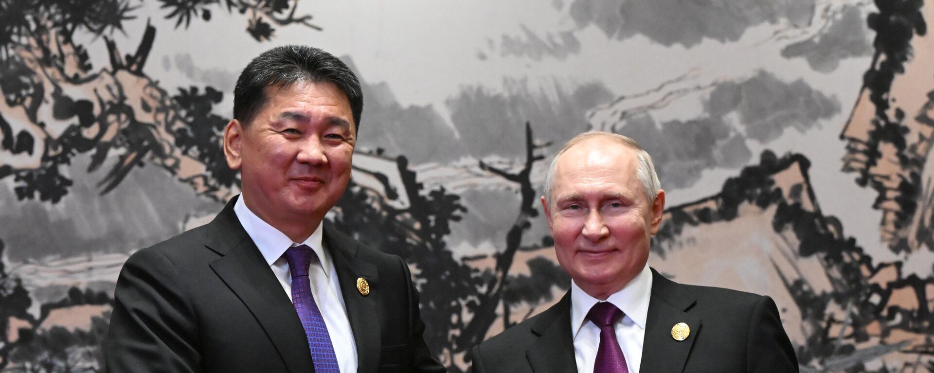 モンゴルのフレルスフ大統領とロシアのプーチン大統領 - Sputnik 日本, 1920, 17.10.2023