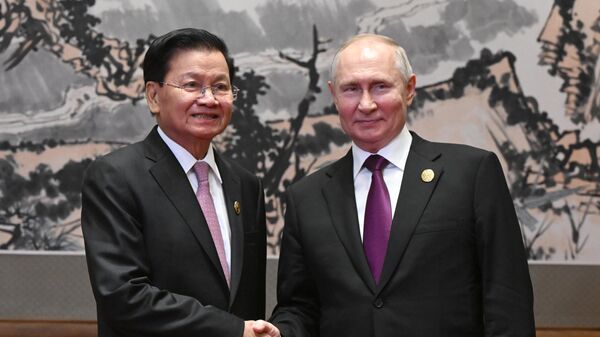 ラオスのトーンルン国家主席とロシアのプーチン大統領 - Sputnik 日本