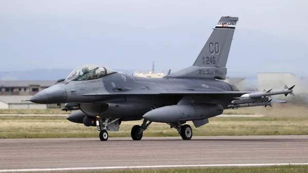 米国製戦闘機F16 - Sputnik 日本