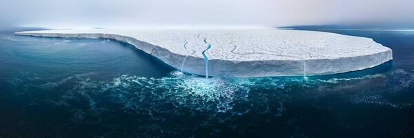 「風景」部門優勝作品『アウストフォンナ氷帽』ノルウェー・スヴァールバル諸島ノールアウストランネ島にある、世界で3番目に大きな氷帽 - Sputnik 日本