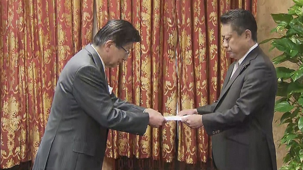 静岡県の川勝知事が退職届提出、批判相次ぎ辞任時期早める - Sputnik 日本