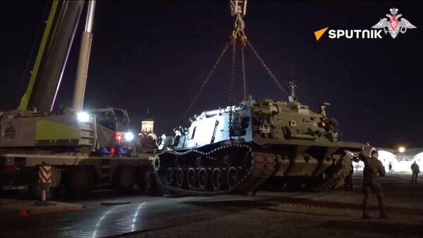 米M88装甲回収車がモスクワに到着　戦利品武器展に出展 - Sputnik 日本