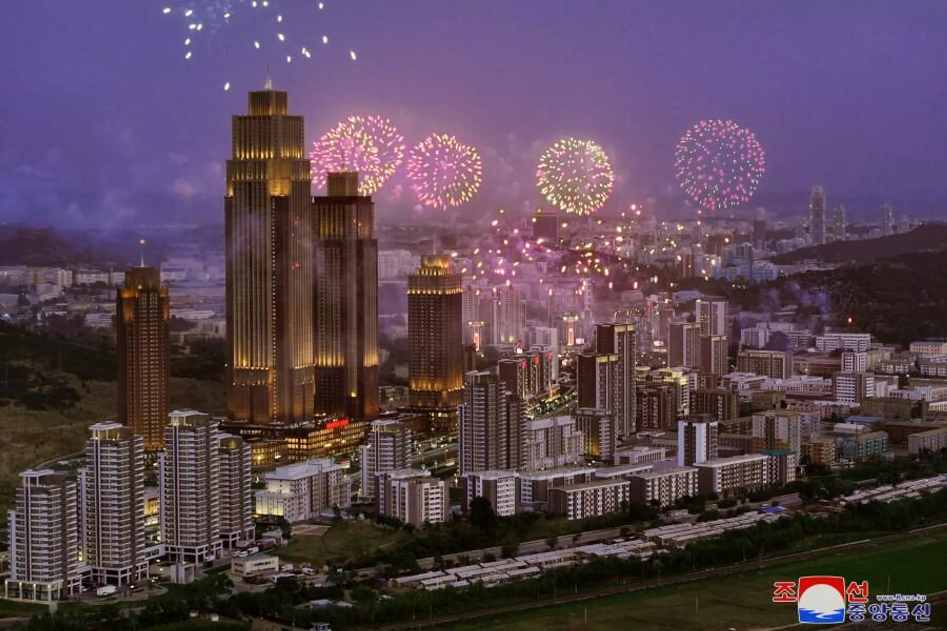 金正恩親子 - Sputnik 日本, 1920, 15.05.2024