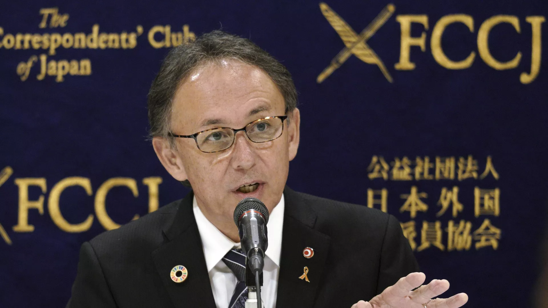玉城デニー知事