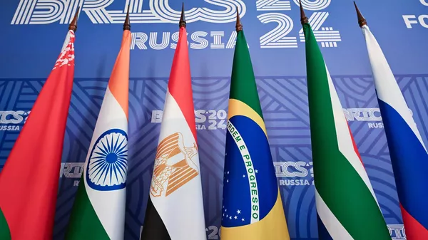 BRICS
 - Sputnik 日本