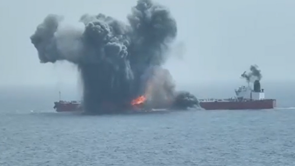 フーシ派がイスラエルによるガザ空爆を受け報復、地中海と紅海で石油タンカーを攻撃 - Sputnik 日本