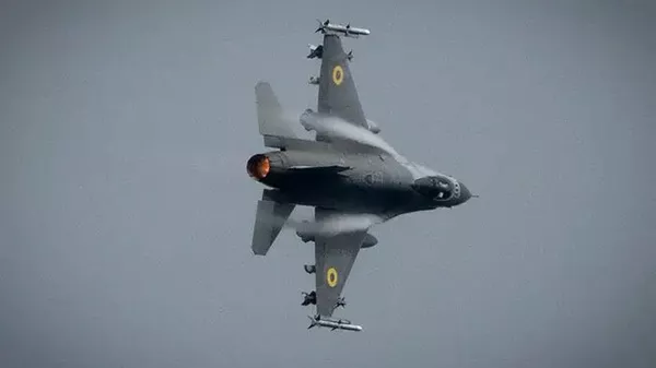 オランダ、45年運用したF16戦闘機をウクライナに供与 - Sputnik 日本