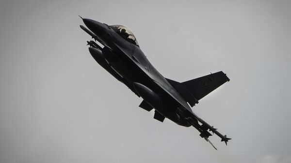 ウクライナ軍のF16 - Sputnik 日本