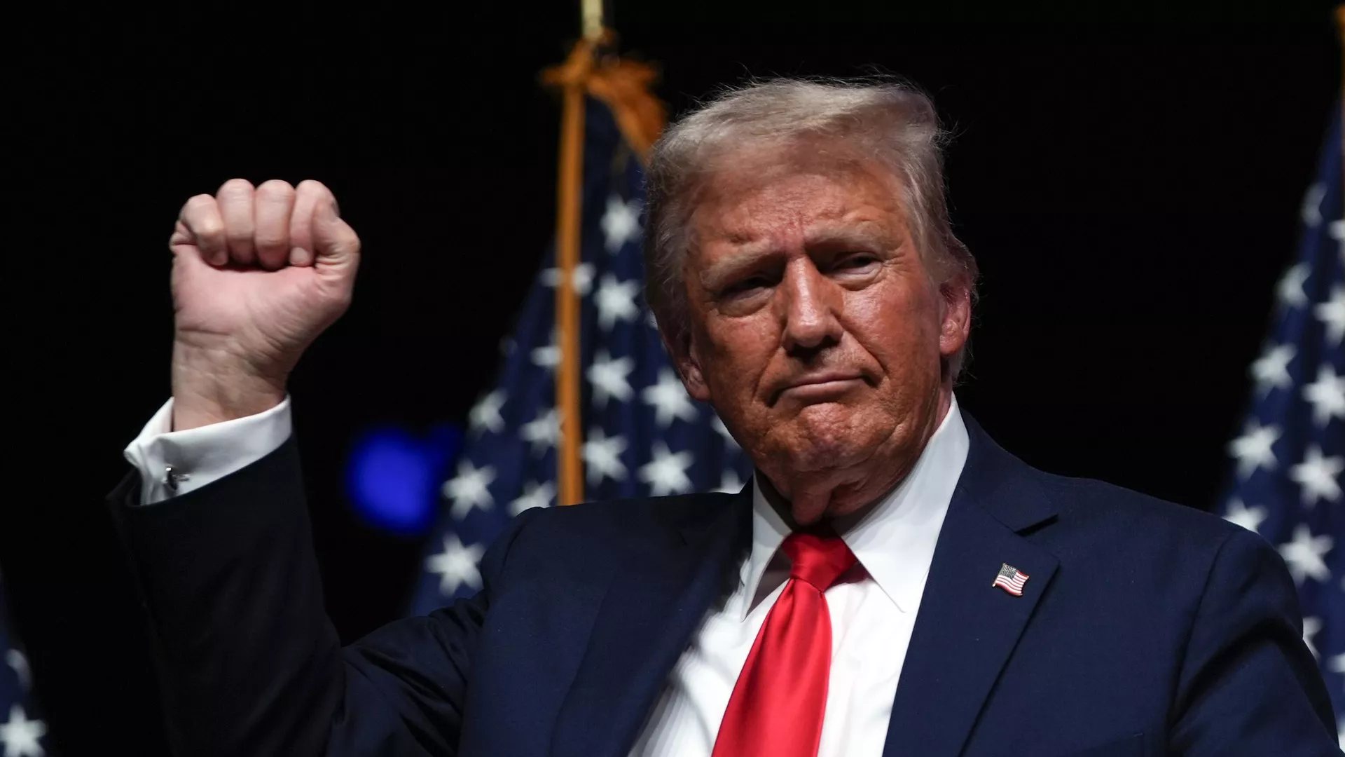 米大統領選、トランプ氏が激戦州をすべて制して圧勝