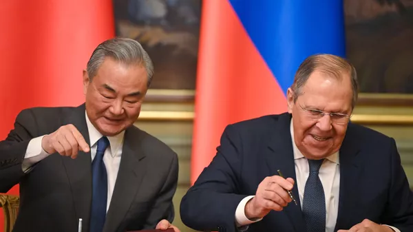 Встреча главы МИД РФ и КНР С. Лаврова и Ван И - Sputnik 日本