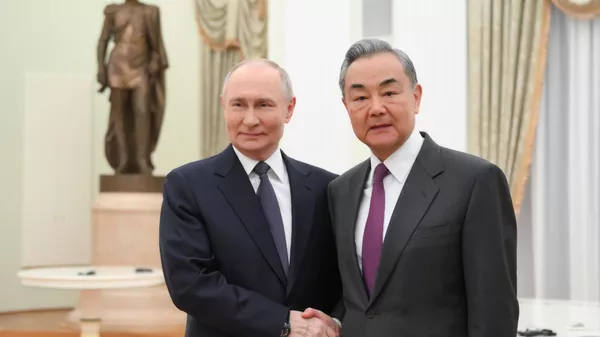 プーチン大統領　中国の王外相とクレムリンで会談 - Sputnik 日本