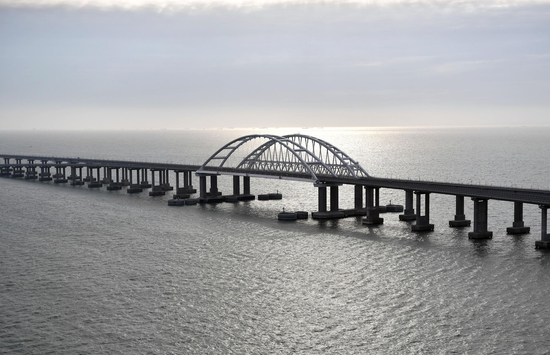 2019年12月23日、ケルチ海峡をまたぐクリミア大橋 2019年12月23日、ケルチ海峡をまたぐクリミア大橋 - Sputnik 日本, 1920, 07.05.2025