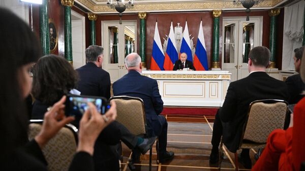 ウラジーミル・プーチン大統領によるロシアおよび外国のメディア関係者への演説 - Sputnik 日本