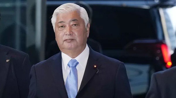 【中谷防衛相、自衛隊機墜落で陳謝 】 - Sputnik 日本