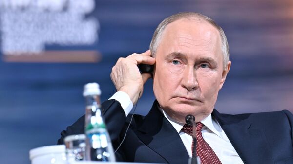 プーチン大統領
 - Sputnik 日本
