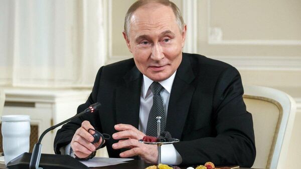 【プーチン大統領、「ウクライナ人の大多数」がロシアとの友好関係に関心を持っていると確信】 - Sputnik 日本