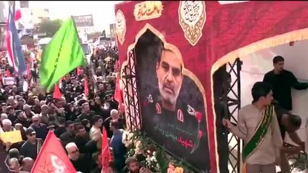 【イランで軍幹部など60人以上を追悼、イスラエルの攻撃で殺害】 - Sputnik 日本