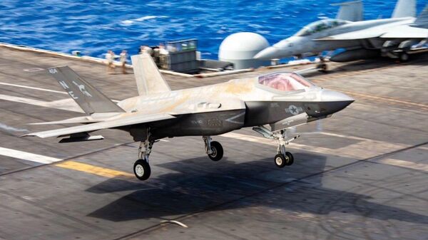 【米加州、F35が墜落】 - Sputnik 日本
