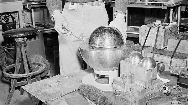 【デーモン・コアとは】 - Sputnik 日本