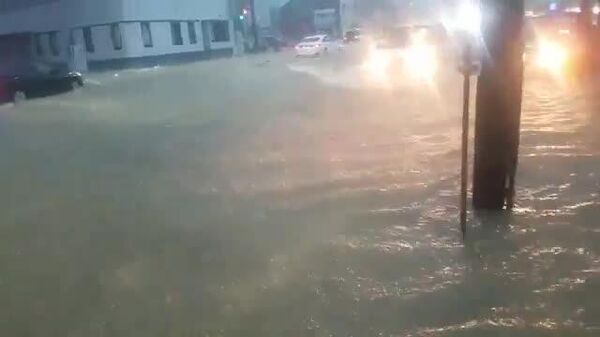 【福岡県で猛烈な雨 道路冠水など相次ぐ】 - Sputnik 日本