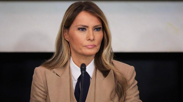 【「平和な空見たい」 少女がトランプ大統領夫人に「お力添えください」と手紙 ドンバスの子どもたちの死について】 - Sputnik 日本