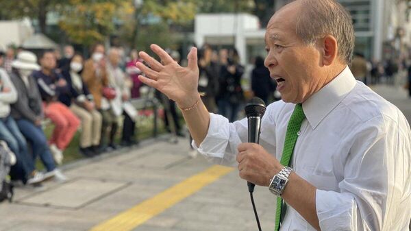 【「誰かが首の皮一枚でもつないでおかなければと思い、訪露し繋いできた」鈴木宗男氏】 - Sputnik 日本