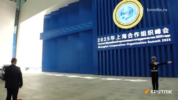 【上海協力機構の加盟国首脳会議始まる、プーチン大統領も会場に到着】 - Sputnik 日本