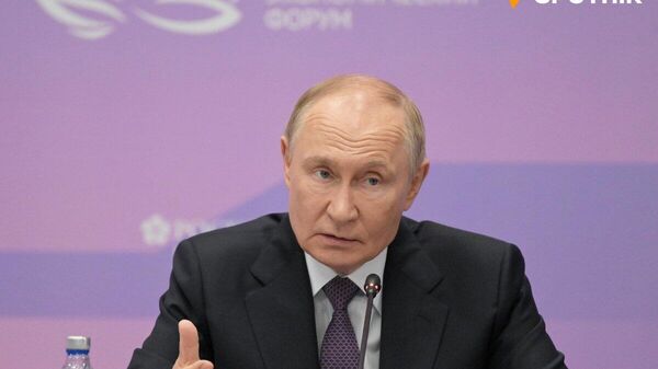 【プーチン露大統領、まもなく登壇】 - Sputnik 日本