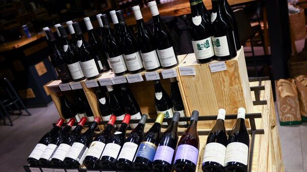 【仏ワイン製造量が30年来の最低に 原因は酷暑と森林火災 日本への影響は？】 - Sputnik 日本