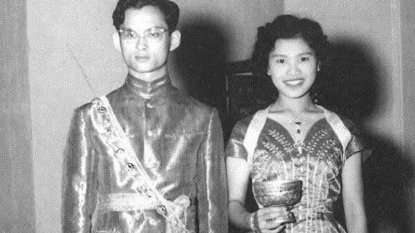 【写真と動画で振り返るタイのシリキット王太后】 - Sputnik 日本