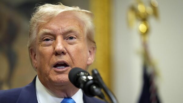 Президент Дональд Трамп выступает во время церемонии подписания Закона о реформе программы ипотечного кредитования штата Вирджиния в Вашингтоне, США - Sputnik 日本