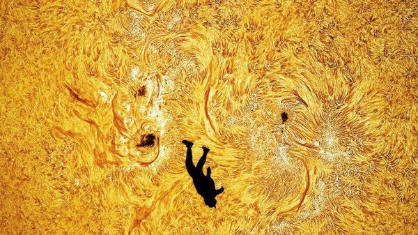 【太陽をバックにパラグライダーからジャンプ！】 - Sputnik 日本