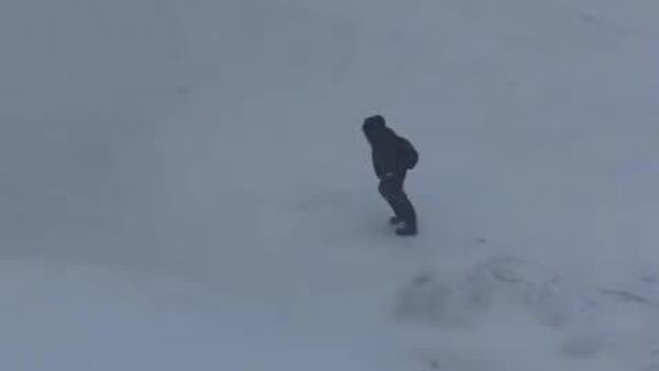 【これがシベリアの悪天候 強風でもあきらめない！】 - Sputnik 日本