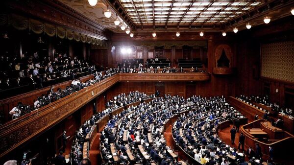 【国会議員歳費の月5万円増、当面見送りへ 維新「国民の理解得られず」】 - Sputnik 日本