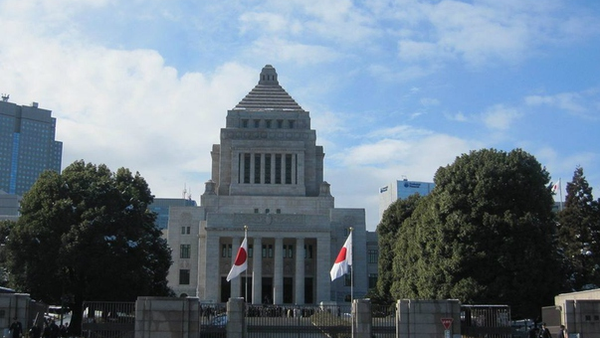 【議員定数削減：政治的PRか、憲法改正への一歩か？】（1/4） - Sputnik 日本