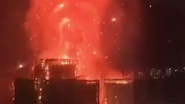 【香港の高層マンションで大規模火災 現時点でわかっていること】 - Sputnik 日本