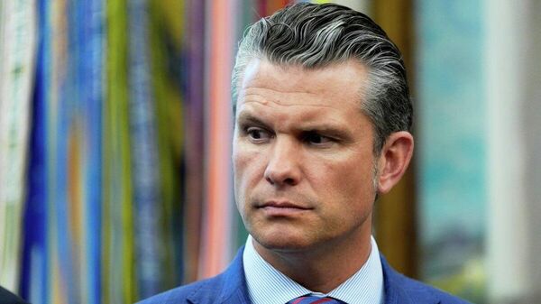 【米戦争長官、麻薬密輸船への攻撃は合法と主張】 - Sputnik 日本