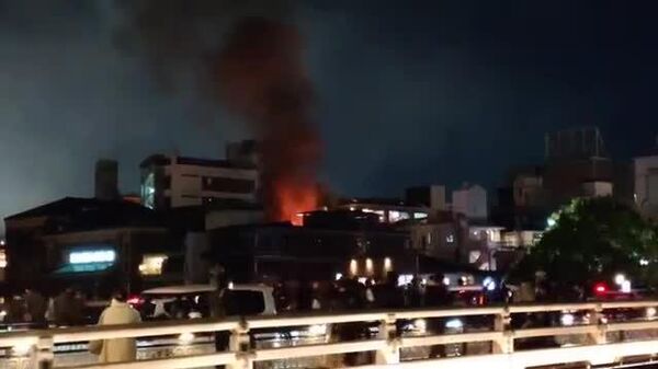 【京都、先斗町の飲食店街で激しい火災】 - Sputnik 日本