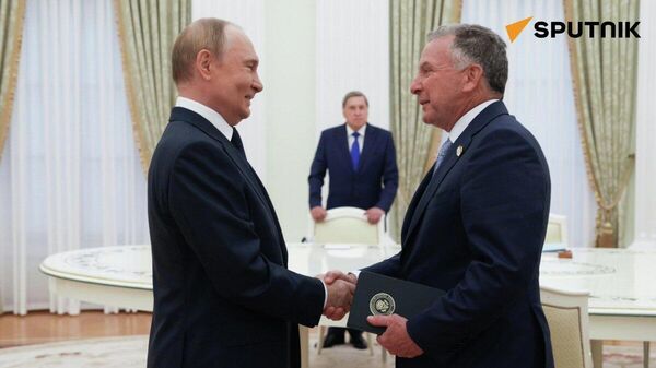 【「やるべきことはまだ多い」、露大統領補佐官が露米交渉についてコメント】 - Sputnik 日本