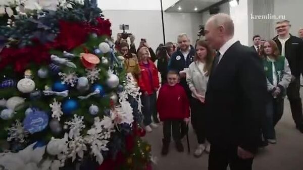 【プーチン大統領「希望のツリー」キャンペーンで3人の子どもの願いを叶える】 - Sputnik 日本