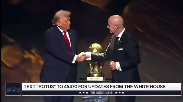 【トランプ氏、史上初のFIFA「平和賞」を受賞】 - Sputnik 日本
