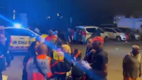 【クリスマスマーケットが悲劇に 車突っ込み10人死亡】 - Sputnik 日本