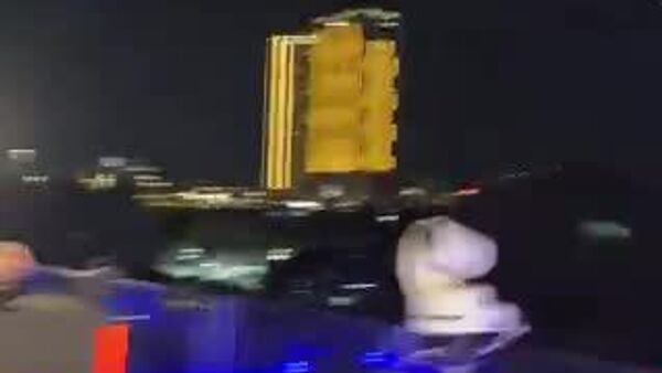 【超高層ビル級の画面で 世界最大の「テトリス」大会が開催】 - Sputnik 日本