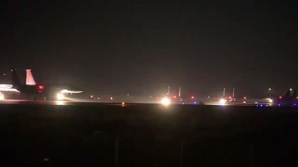 【米軍、シリアのISIS拠点に報復攻撃】 - Sputnik 日本