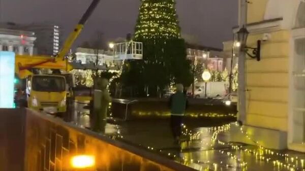 【クリスマスツリーの照明、おすすめの設置方法】 - Sputnik 日本