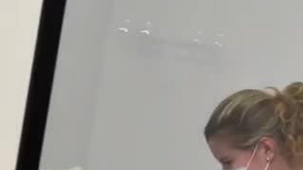 【歌います どうか、落ち着いて】 - Sputnik 日本