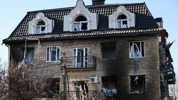 【ウクライナ軍によるカフェ攻撃で死亡した24人のうち7人の身元が特定】 - Sputnik 日本