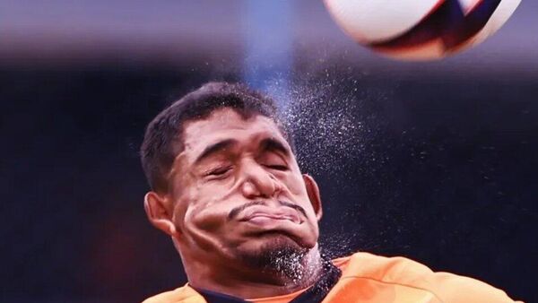 【本物のゴールキーパーは違う】 - Sputnik 日本