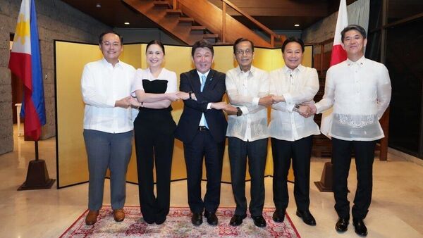 【茂木外相、比閣僚と意見交換 サプライチェーン強靭化の協力強化呼びかけ】 - Sputnik 日本